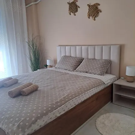 Апартамент Valentini Seaside - *